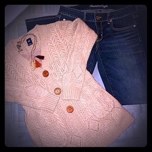 Whole outfit for sale. AE Jeans. Gap Sweater